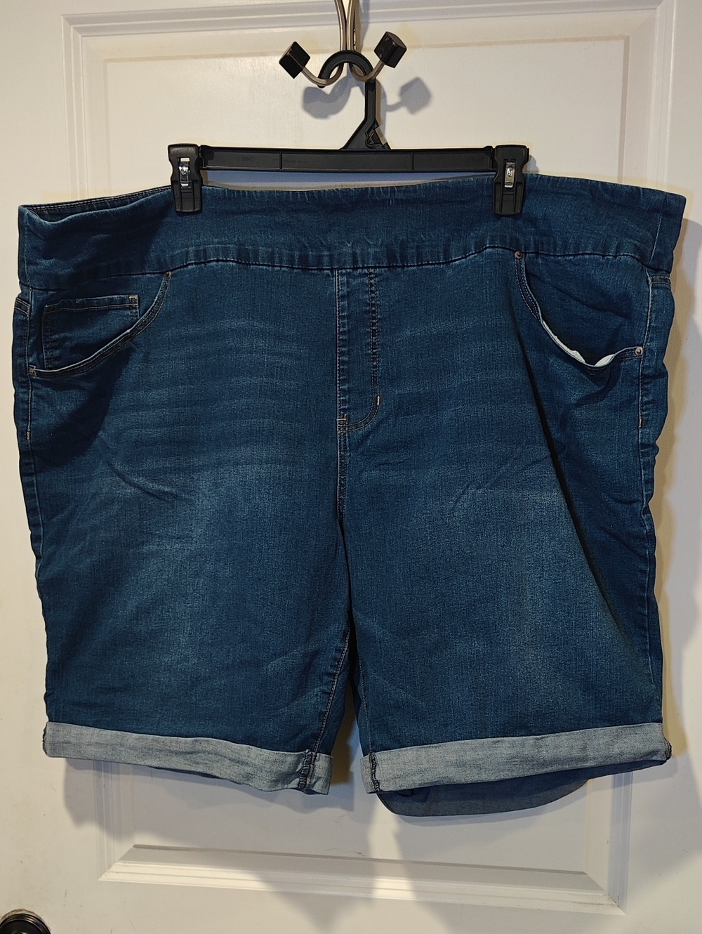 Terra & Sky Dark Blue Denim Rolled-Hem Men's Shorts